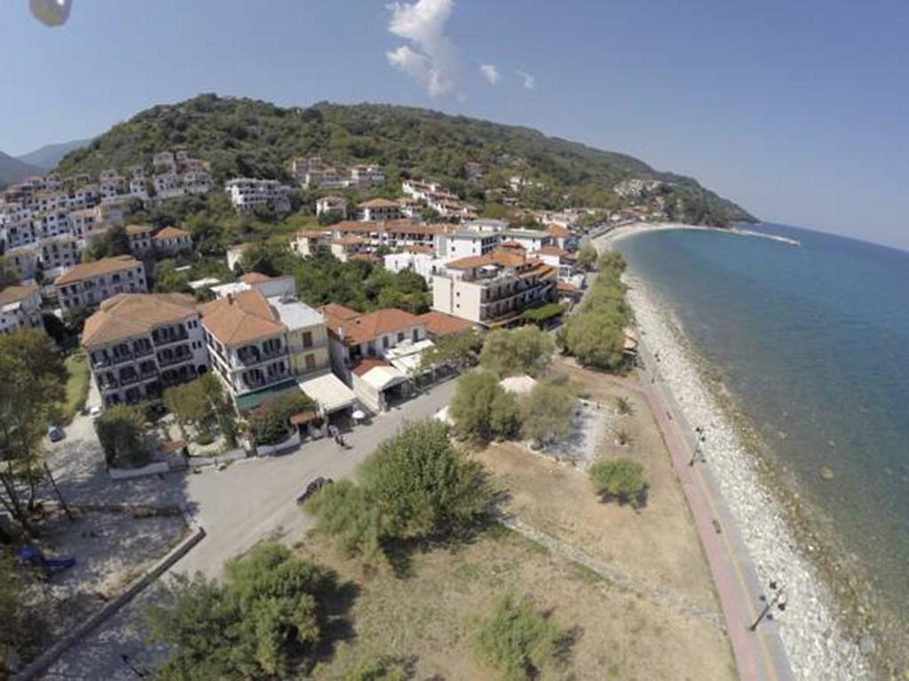 Zefiros Hotel Agios Ioannis  Exterior photo