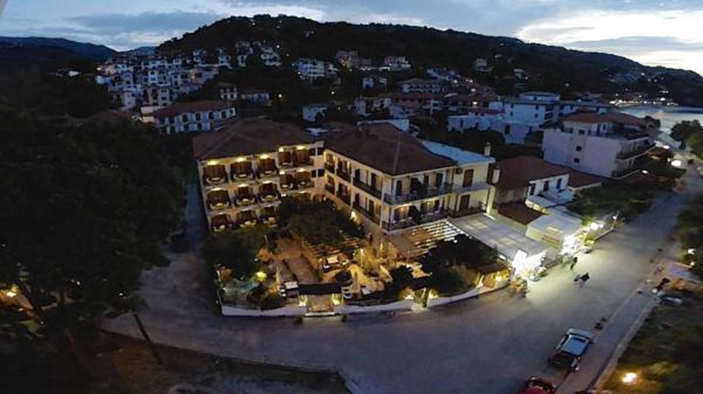 Zefiros Hotel Agios Ioannis  Exterior photo